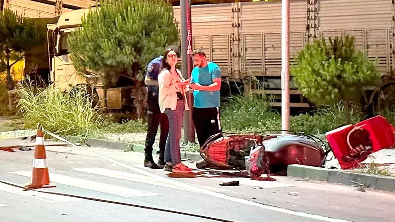 Manisa'da minibüsün çarptığı kurye hayatını kaybetti