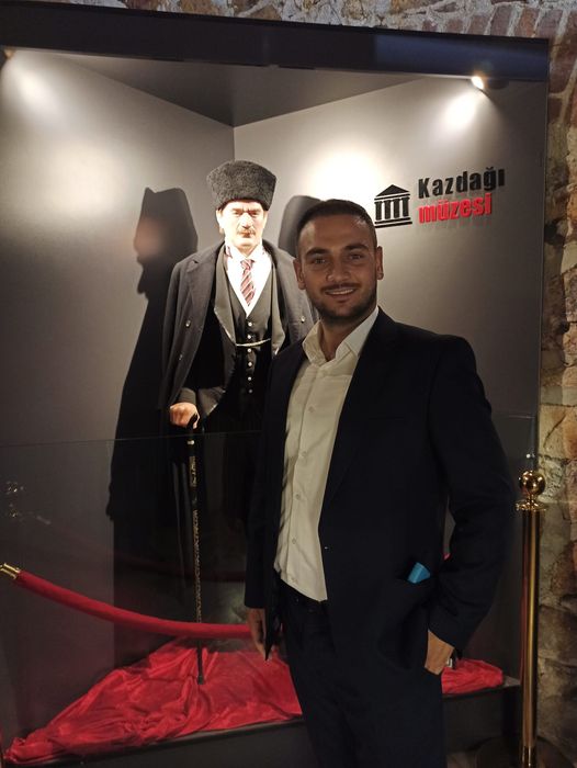 Gökçeahmet Mahallesi Muhtarından Besim Dutlulu'ya Kimse bizi Tehdit Edemez !!!